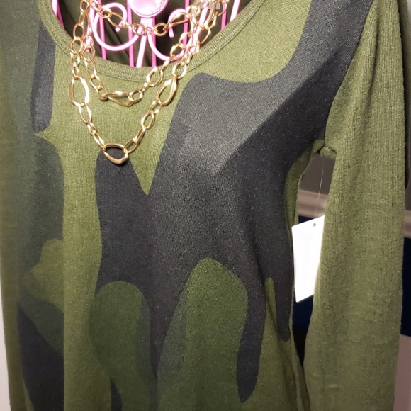 Go Couture camo top - Picture 4 of 7